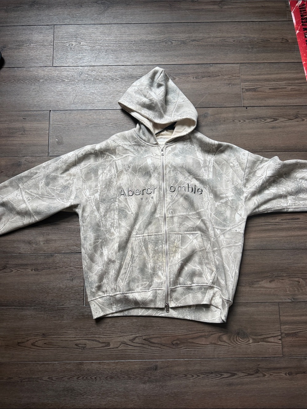 Abercrombie & Fitch Light Gray Zip-Up Hooded Sweater Flaws shown